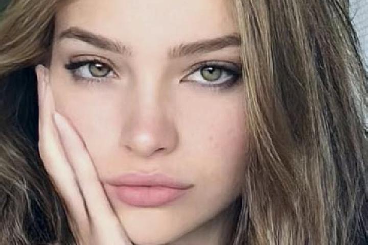 Zoey, 21, a dark blonde hazel-eyed european companion based in Dinkelsbuehl. Offering A-Level, CIM, Tantra. Available for incall and outcall, overnight booki...
