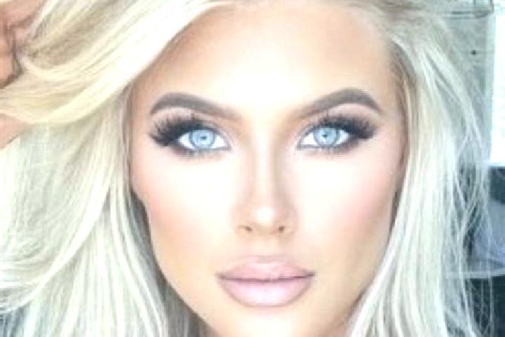 Zoey, 21, a platinum blonde brown-eyed ebony companion based in Nawab Char. Offering Prostate Massage, Duos, Erotic Massage, A-Level, Striptease. Available f...