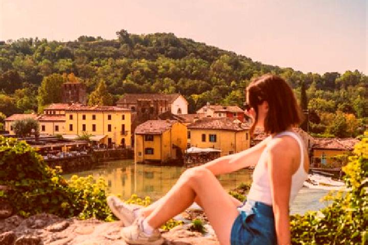 Zoey, 21 — Escort in Borghetto, Italy