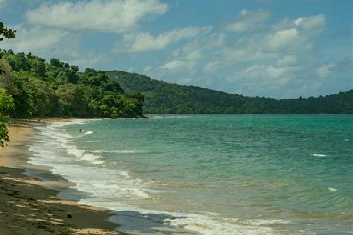 Zoey, 21 — Escort in Iloni, Mayotte