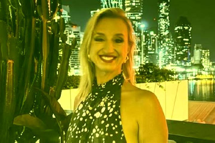 Zoey, 21 — Escort in North Ward, Australia