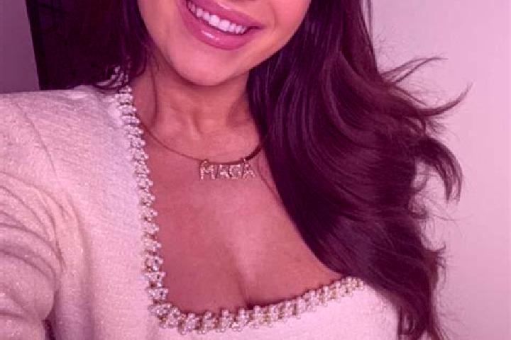 Zoey, 21 — Escort in Upper Saint Clair, United States