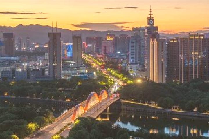 Zoey, 21 — Escort in Yangshan, China