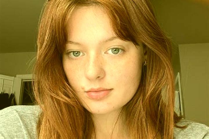 Zoey, 22, a auburn hazel-eyed mixed companion based in Walshausen. Offering Overnight, 69, OWO. Available for incall and outcall, overnight bookings available.