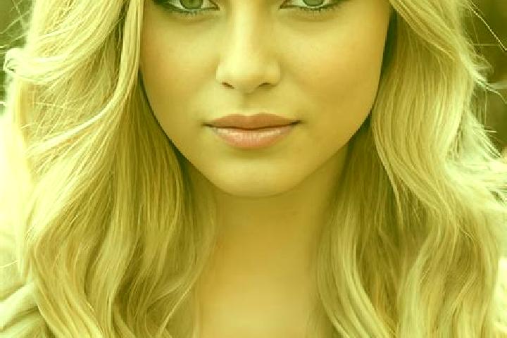 Zoey, 22, a blonde amber-eyed mixed companion based in Elinso. Offering Girlfriend Experience, Party Girl, Deep French Kissing, A-Level, Roleplay. Available ...
