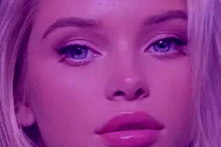 Zoey, 22, a blonde blue-eyed european companion based in Darab. Offering Domination, Dinner Date, A-Level, Deep French Kissing. Available for incall and outc...
