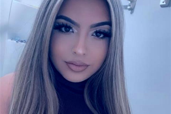 Zoey, 22, a blonde dark-eyed latina companion based in Mayakovski. Offering 69, BDSM, Duos, Roleplay. Available for incall and outcall, day and evening dates.