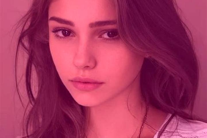 Zoey, 22, a brunette hazel-eyed slavic companion based in Cuatro Cienegas de Carranza. Offering Dinner Date, Travel Companion, Fetish. Available for incall a...