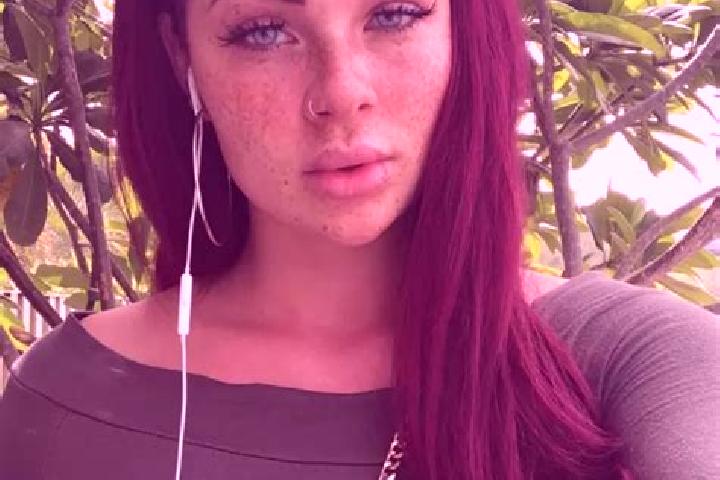 Zoey, 22, a red hazel-eyed caucasian companion based in Sankt Peter ob Judenburg. Offering Striptease, Overnight, Couples. Available for incall and outcall, ...