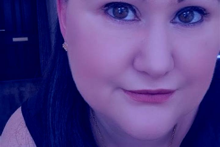 Zoey, 22 — Escort in Athgarvan, Ireland