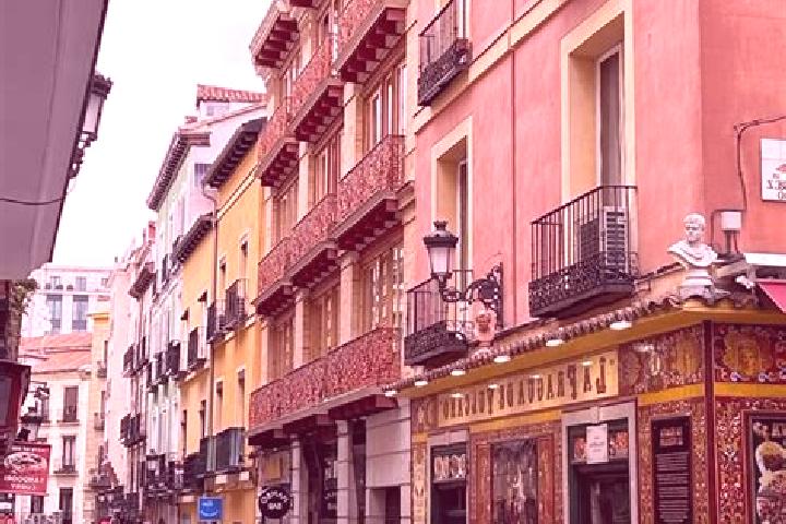 Zoey, 22 — Escort in Calles, Spain