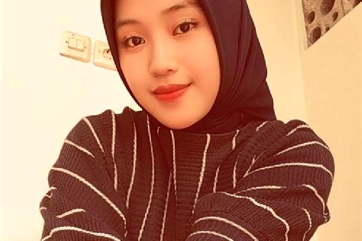 Zoey, 22 — Escort in Cimaragas, Indonesia