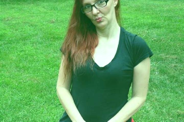 Zoey, 22 — Escort in Cleona, United States