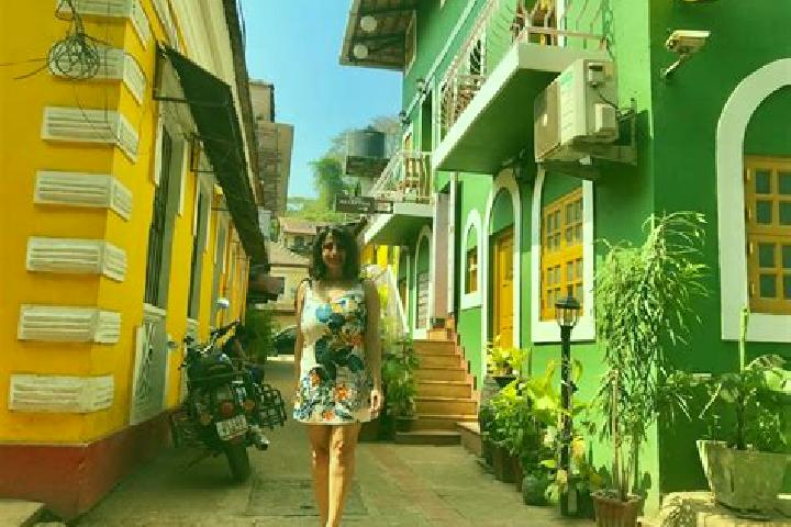 Zoey, 22 — Escort in Fontainhas, Portugal