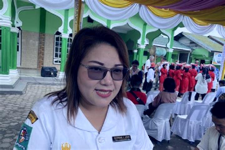 Zoey, 22 — Escort in Muara Sipongi, Indonesia