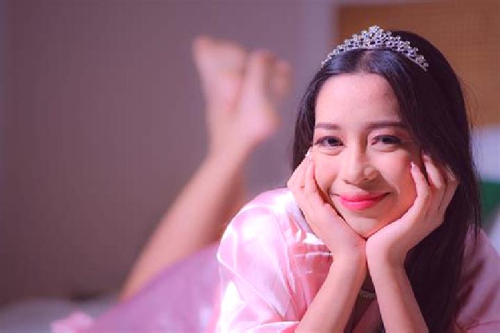 Zoey, 22 — Escort in Pananaw, Philippines