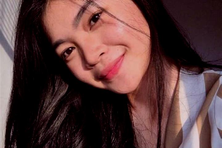 Zoey, 22 — Escort in Tunggaoen Timur, Indonesia