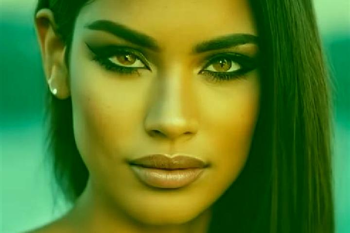 Zoey, 23, a brunette amber-eyed latina companion based in Prellenkirchen. Offering GFE, Duos, Couples, Massage. Available for incall and outcall, day and eve...