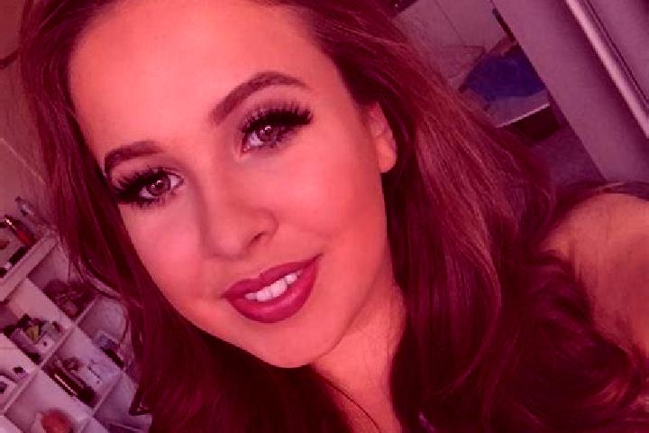 Zoey, 23, a dark blonde amber-eyed slavic companion based in Sao Jorge d Oeste. Offering Massage, Roleplay, Striptease, Prostate Massage, Dinner Date. Availa...