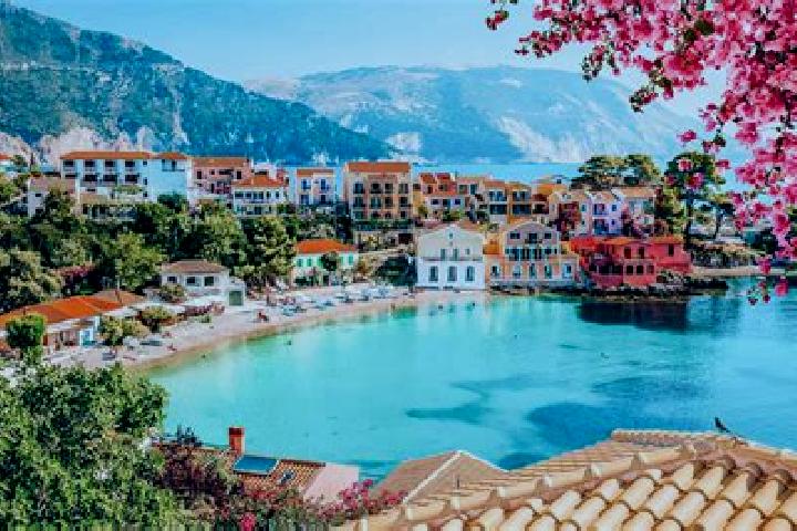 Zoey, 23 — Escort in Ano Lekhonia, Greece