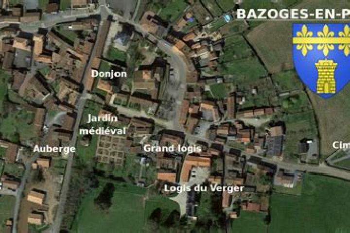 Zoey, 23 — Escort in Bazoges-en-Pareds, France