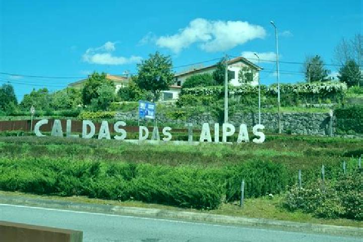 Zoey, 23 — Escort in Caldelas, Portugal
