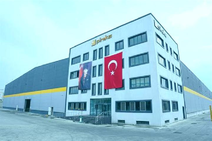 Zoey, 23 — Escort in Cerkezkoey, Turkey