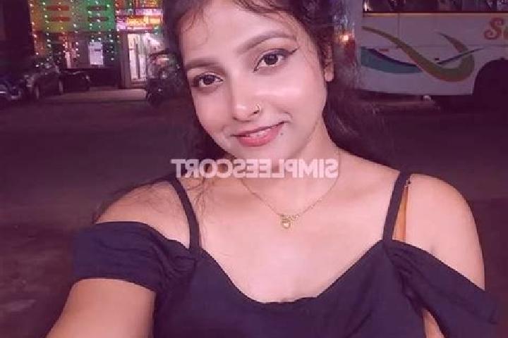 Zoey, 23 — Escort in Gannavaram, India