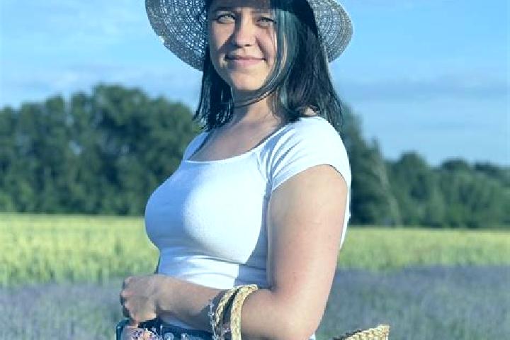 Zoey, 23 — Escort in Khmilnyk, Ukraine