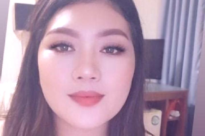 Zoey, 24, a black grey-eyed asian companion based in Wahlenau. Offering Tantra, Travel Companion, Roleplay, Erotic Massage, Couples. Available for incall and...