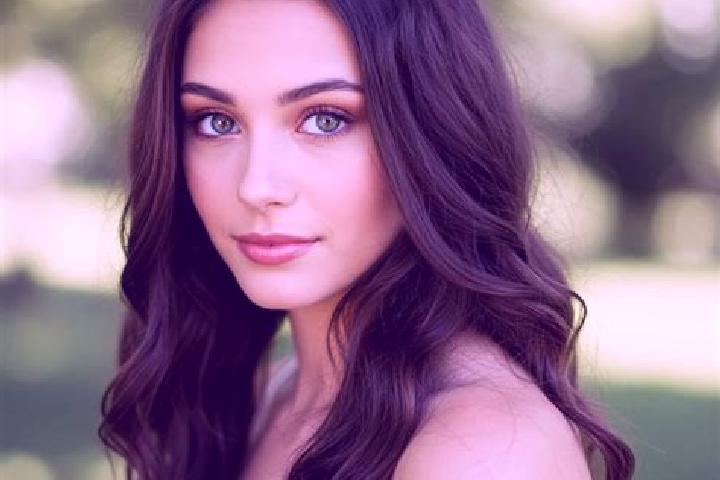 Zoey, 24, a black hazel-eyed mixed companion based in Cuiping. Offering 69, Striptease, GFE, Party Girl, Erotic Massage. Available for incall and outcall, ov...