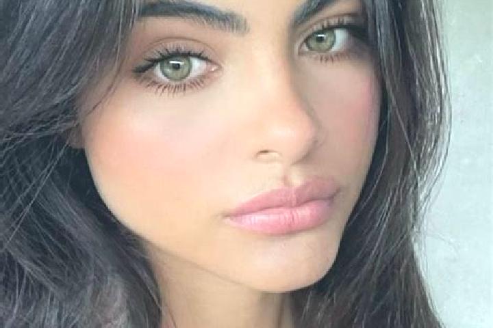 Zoey, 24, a chestnut green-eyed middle eastern companion based in Borgo San Michele. Offering Girlfriend Experience, GFE, Striptease, CIM, A-Level. Available...