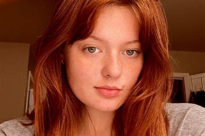 Zoey, 24, a red grey-eyed caucasian companion based in Voivozi. Offering Domination, CIM, Striptease. Available for incall and outcall, day and evening dates.