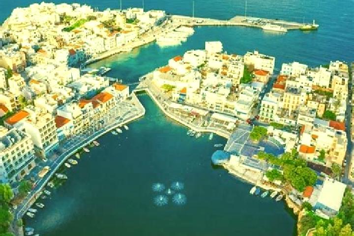 Zoey, 24 — Escort in Agios Georgios Sykousis, Greece