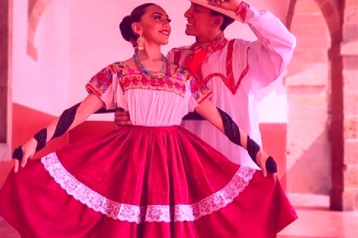 Zoey, 24 — Escort in Jaltocan, Mexico