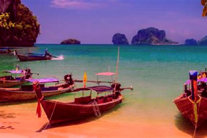 Zoey, 24 — Escort in Krong Pi Nang, Thailand