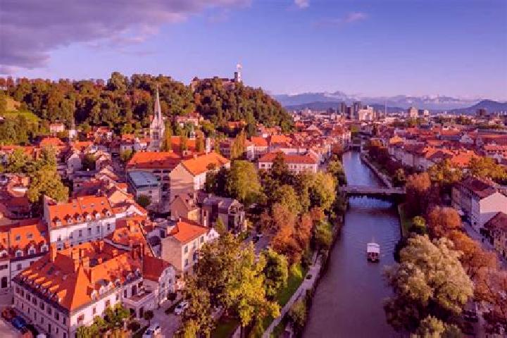 Zoey, 24 — Escort in Ljubljana, Slovenia