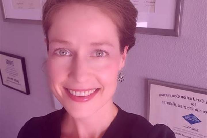 Zoey, 24 — Escort in Wallhalben, Germany