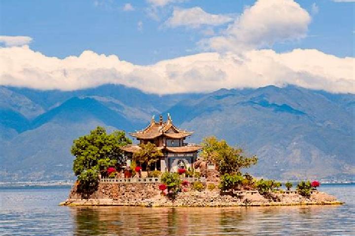 Zoey, 24 — Escort in Yuan an, China