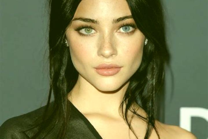 Zoey, 25, a black blue-eyed latina companion based in Palazu Mare. Offering Girlfriend Experience, Erotic Massage, BDSM, Fetish. Available for incall and out...