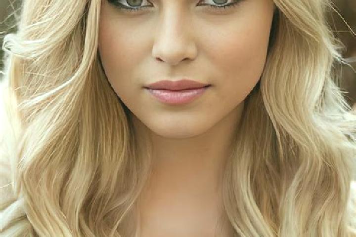 Zoey, 25, a blonde brown-eyed mixed companion based in Kossandji. Offering Deep French Kissing, A-Level, Erotic Massage, OWO, Tantra. Available for incall an...