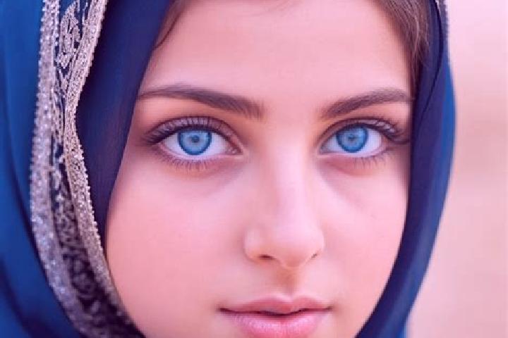 Zoey, 25, a blonde grey-eyed middle eastern companion based in Voronky. Offering 69, Striptease, Fetish, Domination. Available for incall and outcall, overni...