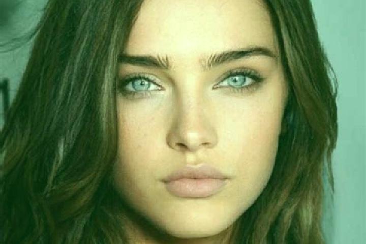Zoey, 25, a brunette blue-eyed caucasian companion based in San Joaquin del Monte. Offering 69, Party Girl, Domination. Available for incall and outcall, ove...
