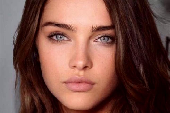 Zoey, 25, a brunette green-eyed caribbean companion based in Baraut. Offering Deep French Kissing, Couples, Erotic Massage. Available for incall and outcall,...