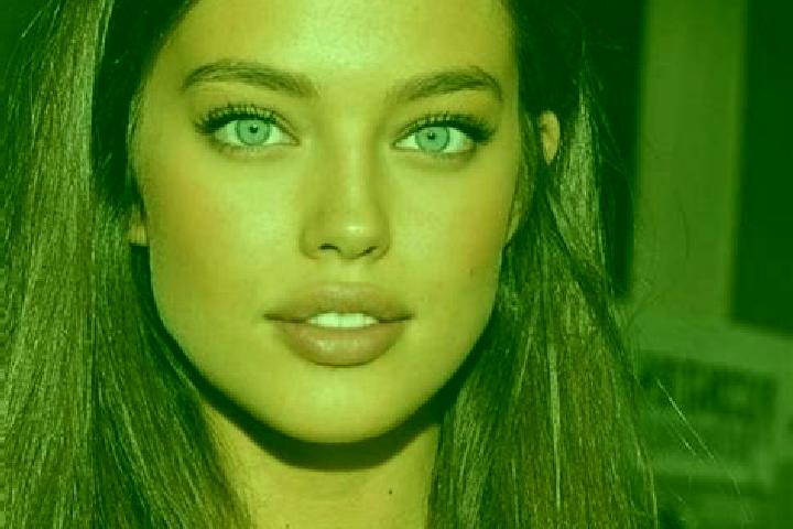 Zoey, 25, a chestnut green-eyed caucasian companion based in Scottdale. Offering CIM, Party Girl, Deep French Kissing. Available for incall and outcall, day ...