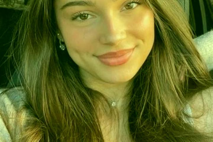 Zoey, 25, a chestnut hazel-eyed caribbean companion based in Nueva Rosita. Offering Travel Companion, Dinner Date, A-Level, GFE. Available for incall and out...