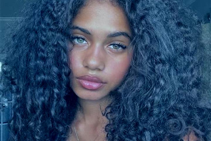 Zoey, 25, a dark blonde blue-eyed ebony companion based in Lady Frere. Offering Party Girl, Roleplay, 69, Fetish, Couples. Available for incall and outcall, ...