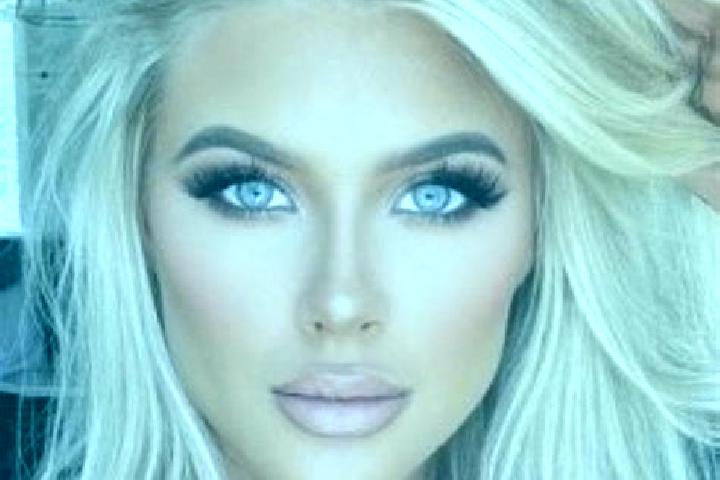 Zoey, 25, a platinum blonde hazel-eyed mediterranean companion based in Nueva Reforma. Offering Domination, Deep French Kissing, Party Girl. Available for in...