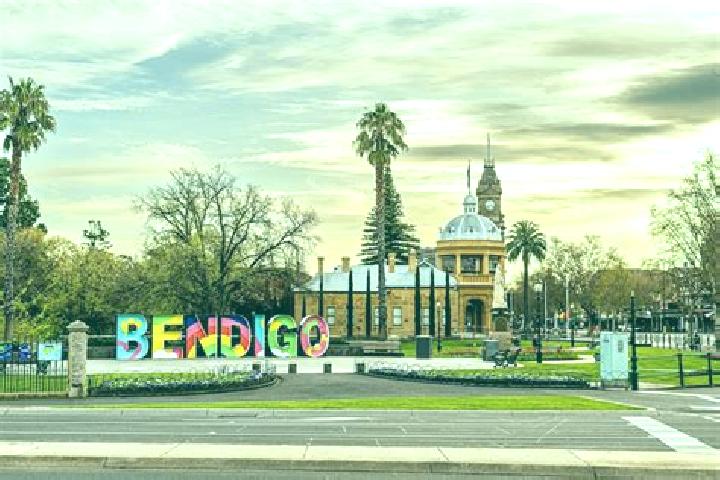 Zoey, 25 — Escort in Bendigo city centre, Australia