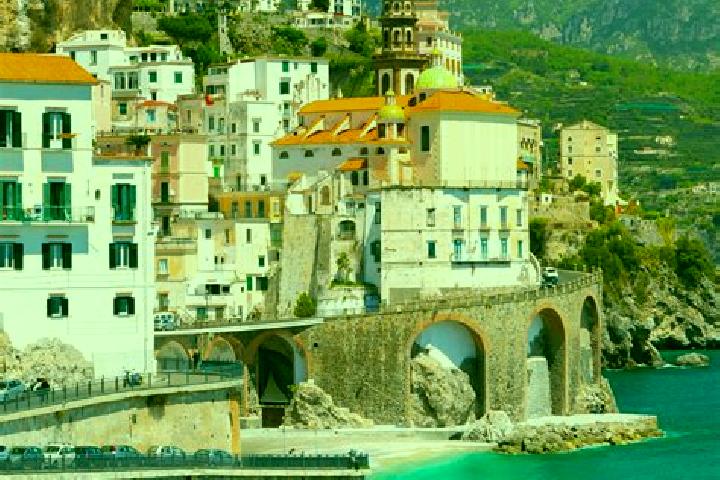 Zoey, 25 — Escort in Fragneto L Abate, Italy